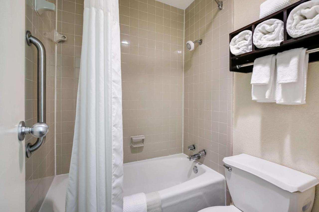 Quality Inn & Suites Mt Chalet Clayton Extérieur photo