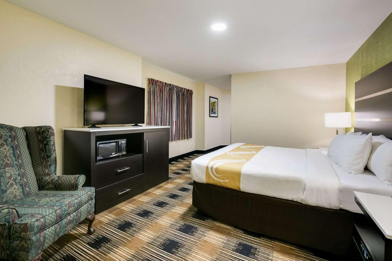 Quality Inn & Suites Mt Chalet Clayton Extérieur photo